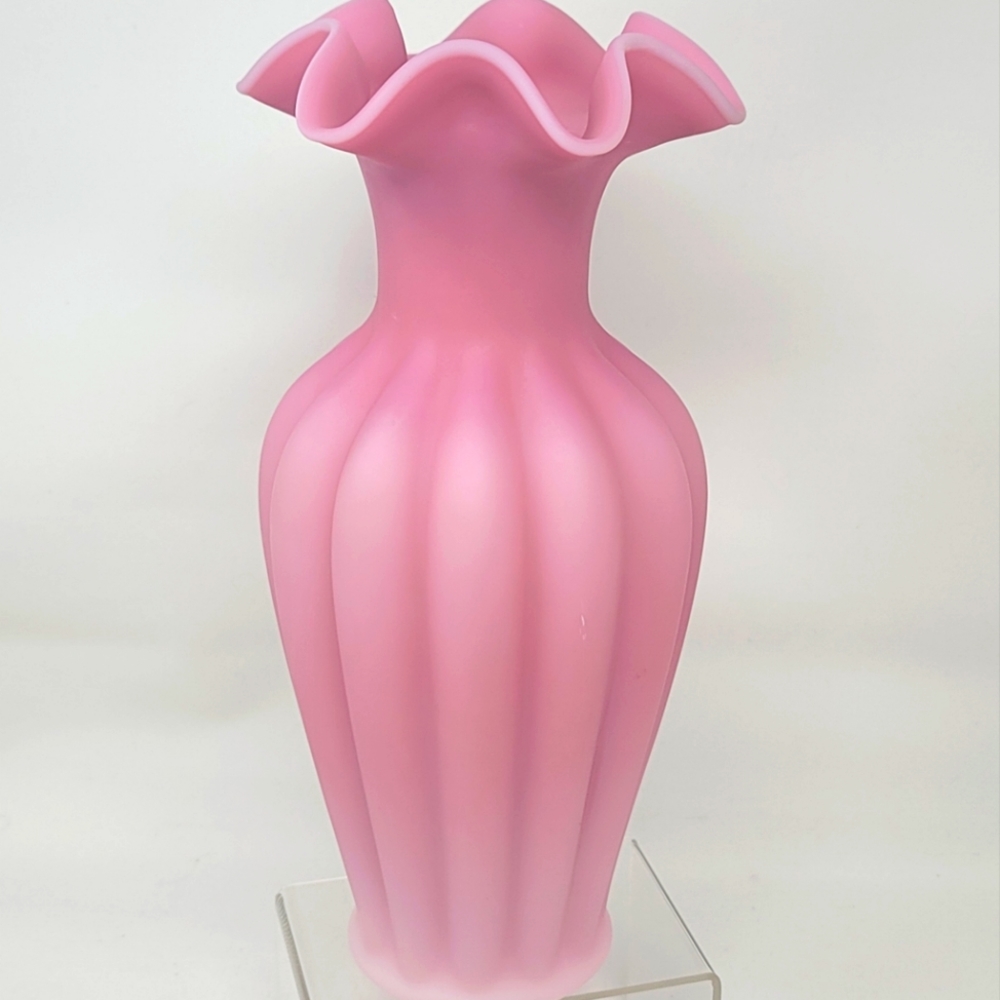 SOLD Vintage Fenton rose pink satin ruffle top vase